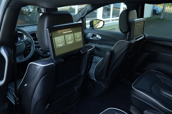 Chrysler Pacifica - Afbeelding 14 van 27