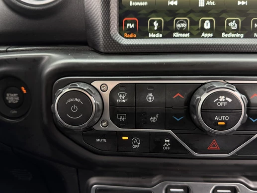 Jeep Wrangler - Afbeelding 15 van 27