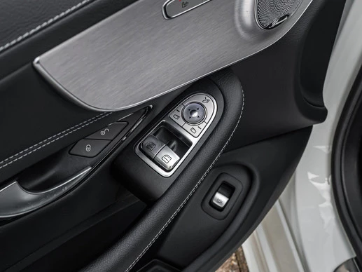 Mercedes-Benz C-Klasse - Afbeelding 14 van 30