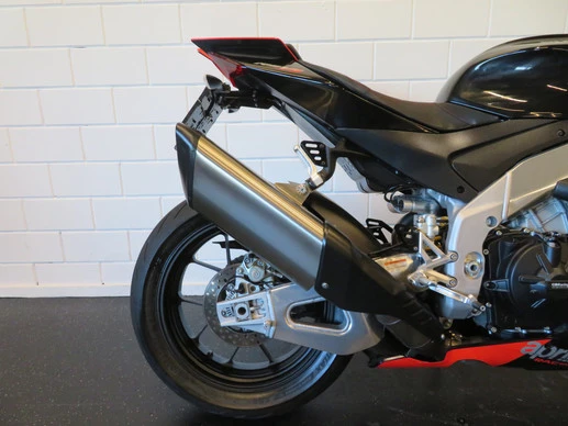 Aprilia RSV4 - Afbeelding 6 van 14