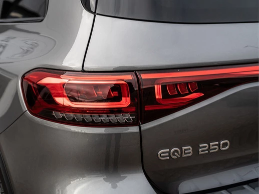 Mercedes-Benz EQB - Afbeelding 12 van 30