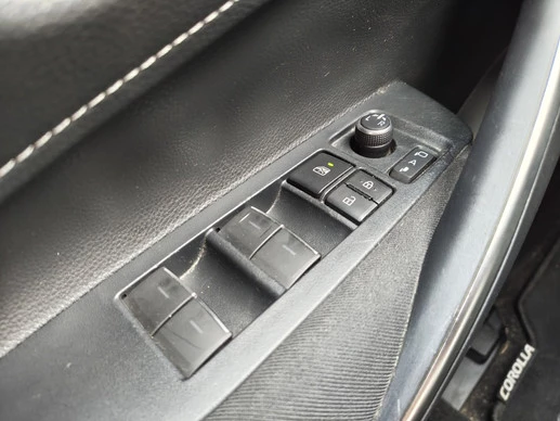 Toyota Corolla - Afbeelding 23 van 30