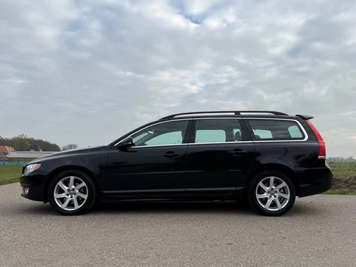 Volvo V70 - Afbeelding 2 van 30