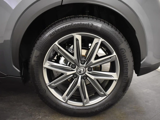 Lexus LBX - Afbeelding 9 van 24