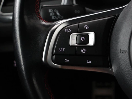 Volkswagen T-Roc - Afbeelding 14 van 30