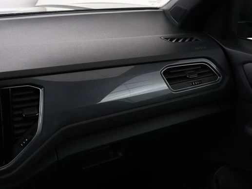 Volkswagen T-Roc - Afbeelding 23 van 30