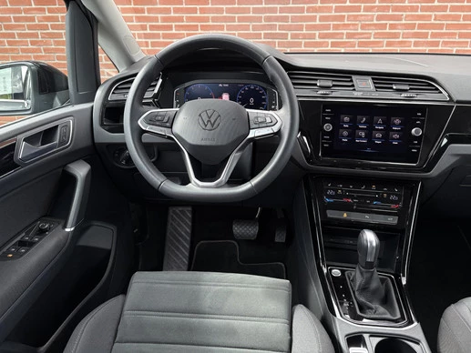 Volkswagen Touran - Afbeelding 3 van 30