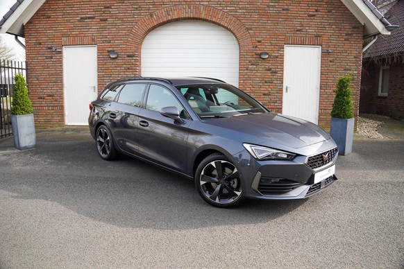 CUPRA Leon Sportstourer - Afbeelding 1 van 26