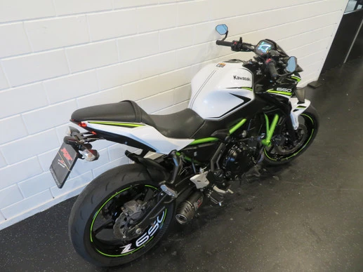 Kawasaki Z650 - Afbeelding 9 van 13