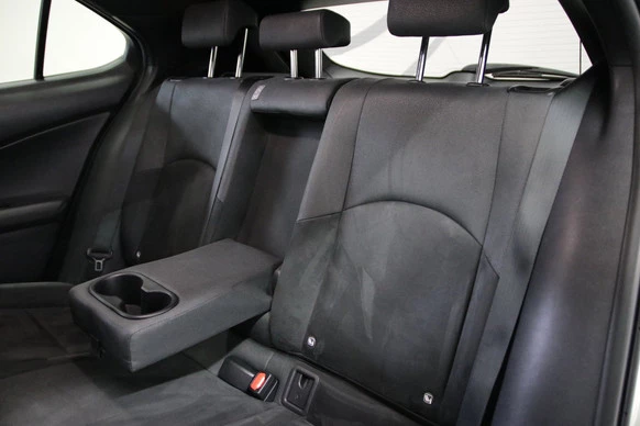 Lexus UX - Afbeelding 9 van 30