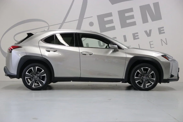 Lexus UX - Afbeelding 11 van 30