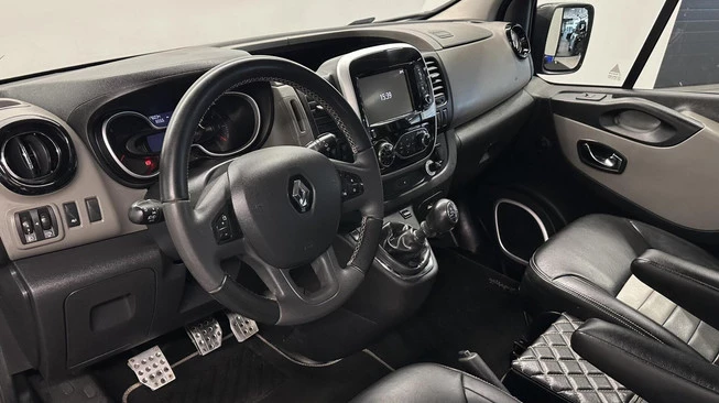 Renault Trafic - Afbeelding 25 van 30