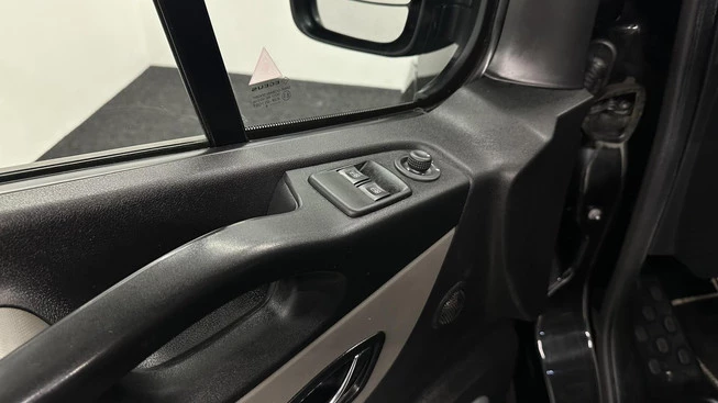 Renault Trafic - Afbeelding 26 van 30