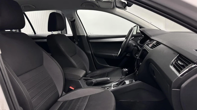 Škoda Octavia - Afbeelding 4 van 30