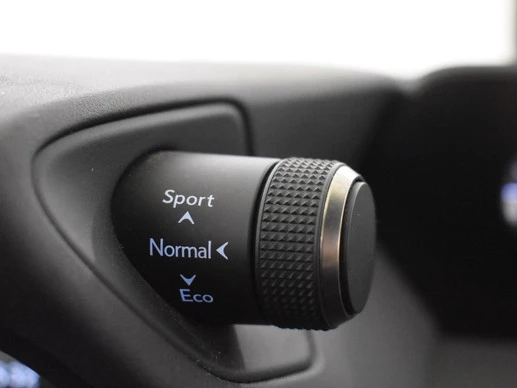 Lexus UX - Afbeelding 15 van 20