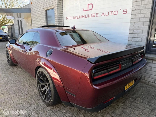 Dodge Challenger - Afbeelding 3 van 25