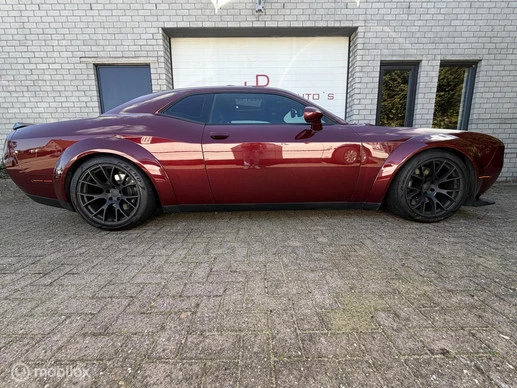 Dodge Challenger - Afbeelding 16 van 25