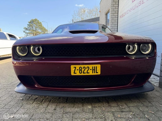 Dodge Challenger - Afbeelding 19 van 25