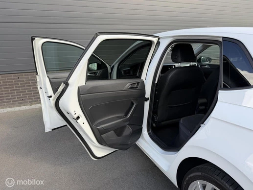 Volkswagen Polo - Afbeelding 25 van 30