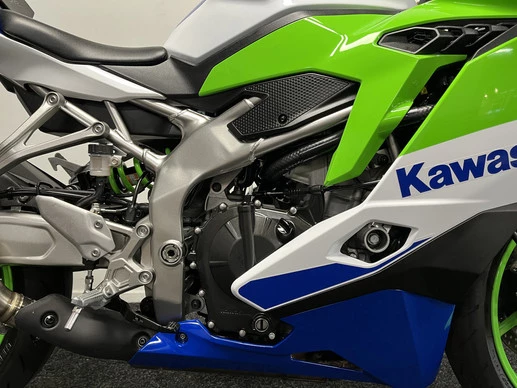 Kawasaki Ninja ZX - Afbeelding 7 van 23
