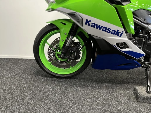 Kawasaki Ninja ZX - Afbeelding 17 van 23