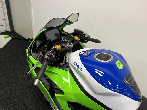 Kawasaki Ninja ZX - Afbeelding 20 van 23