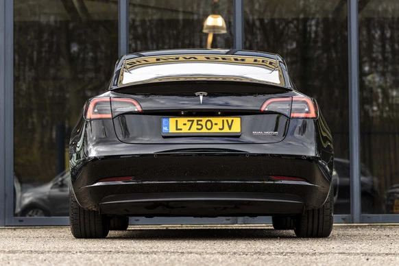 Tesla Model 3 - Afbeelding 6 van 30