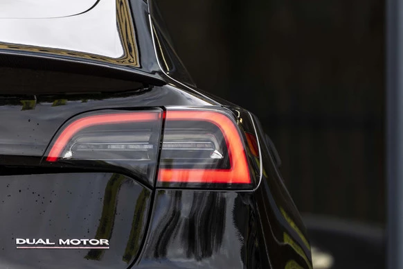 Tesla Model 3 - Afbeelding 7 van 30
