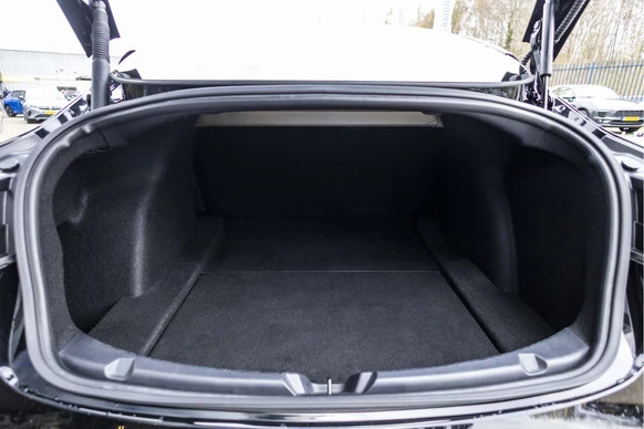 Tesla Model 3 - Afbeelding 13 van 30