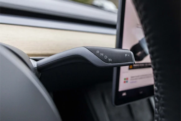 Tesla Model 3 - Afbeelding 30 van 30