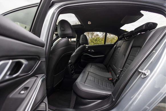 BMW 3 Serie - Afbeelding 15 van 30