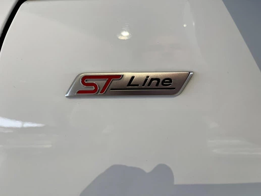 Ford Kuga - Afbeelding 17 van 30