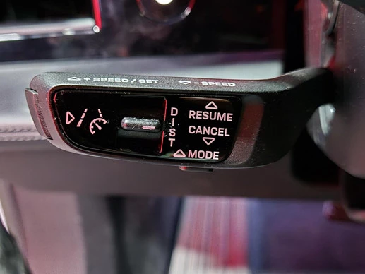 Porsche Taycan - Afbeelding 20 van 30