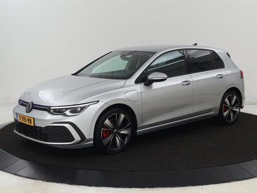 Volkswagen Golf - Afbeelding 1 van 30