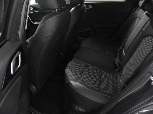 Kia XCeed - Afbeelding 11 van 30