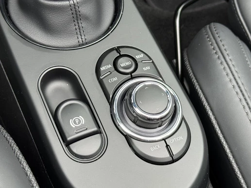 MINI Cooper Cabrio - Afbeelding 22 van 30