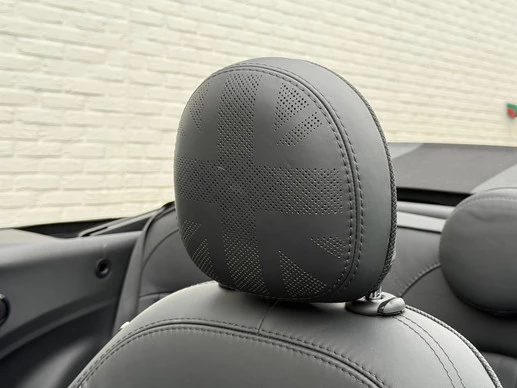 MINI Cooper Cabrio - Afbeelding 26 van 30