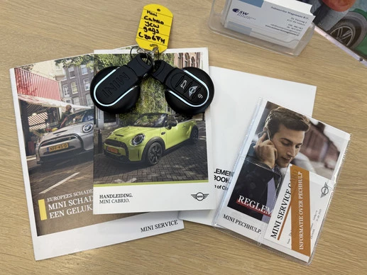 MINI Cooper Cabrio - Afbeelding 27 van 30