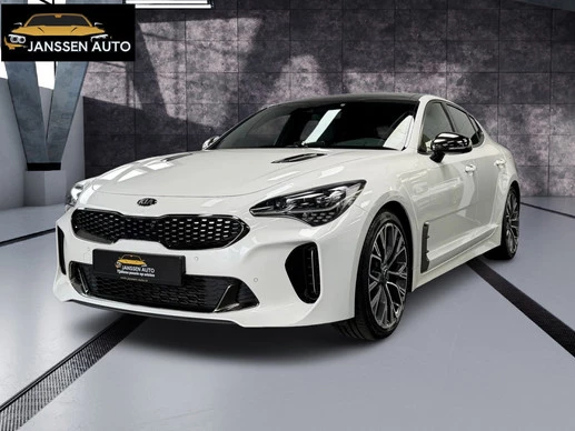 Kia Stinger - Afbeelding 1 van 30