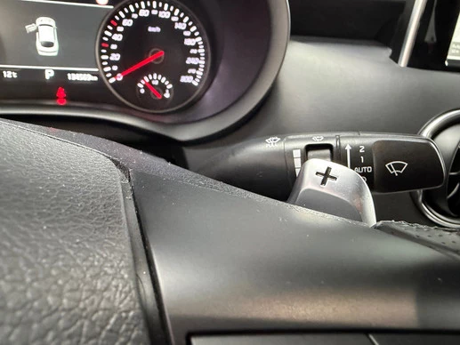 Kia Stinger - Afbeelding 15 van 30