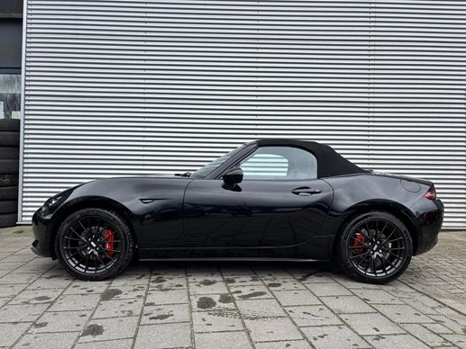 Mazda MX-5 - Afbeelding 17 van 23