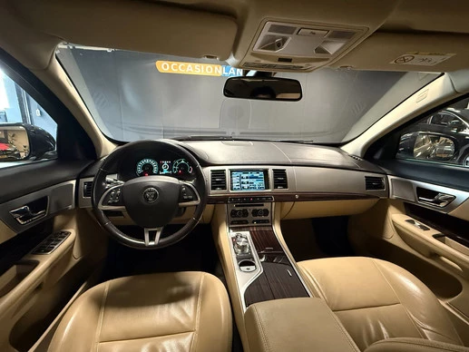 Jaguar XF - Afbeelding 10 van 30