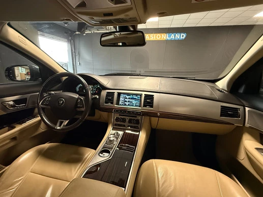 Jaguar XF - Afbeelding 12 van 30