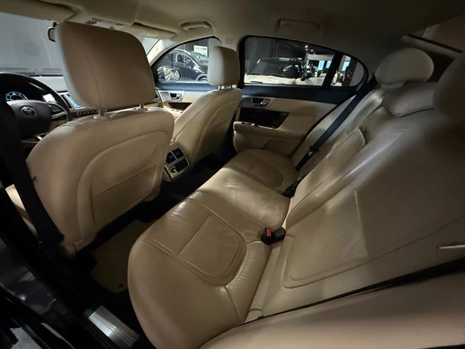Jaguar XF - Afbeelding 30 van 30