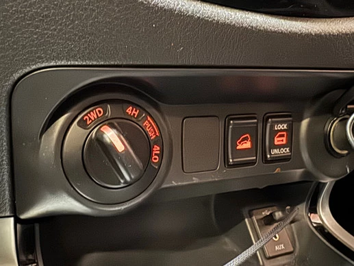 Nissan Navara - Afbeelding 18 van 23