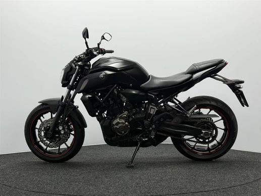 Yamaha MT 07 - Afbeelding 9 van 18