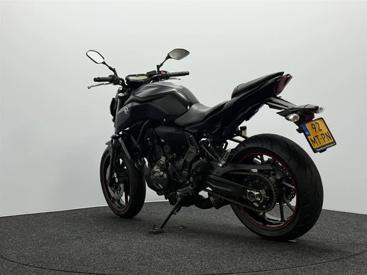 Yamaha MT 07 - Afbeelding 11 van 18