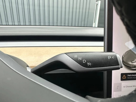 Tesla Model 3 - Afbeelding 13 van 24