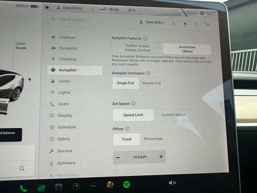 Tesla Model 3 - Afbeelding 14 van 24