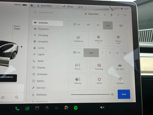 Tesla Model 3 - Afbeelding 15 van 24